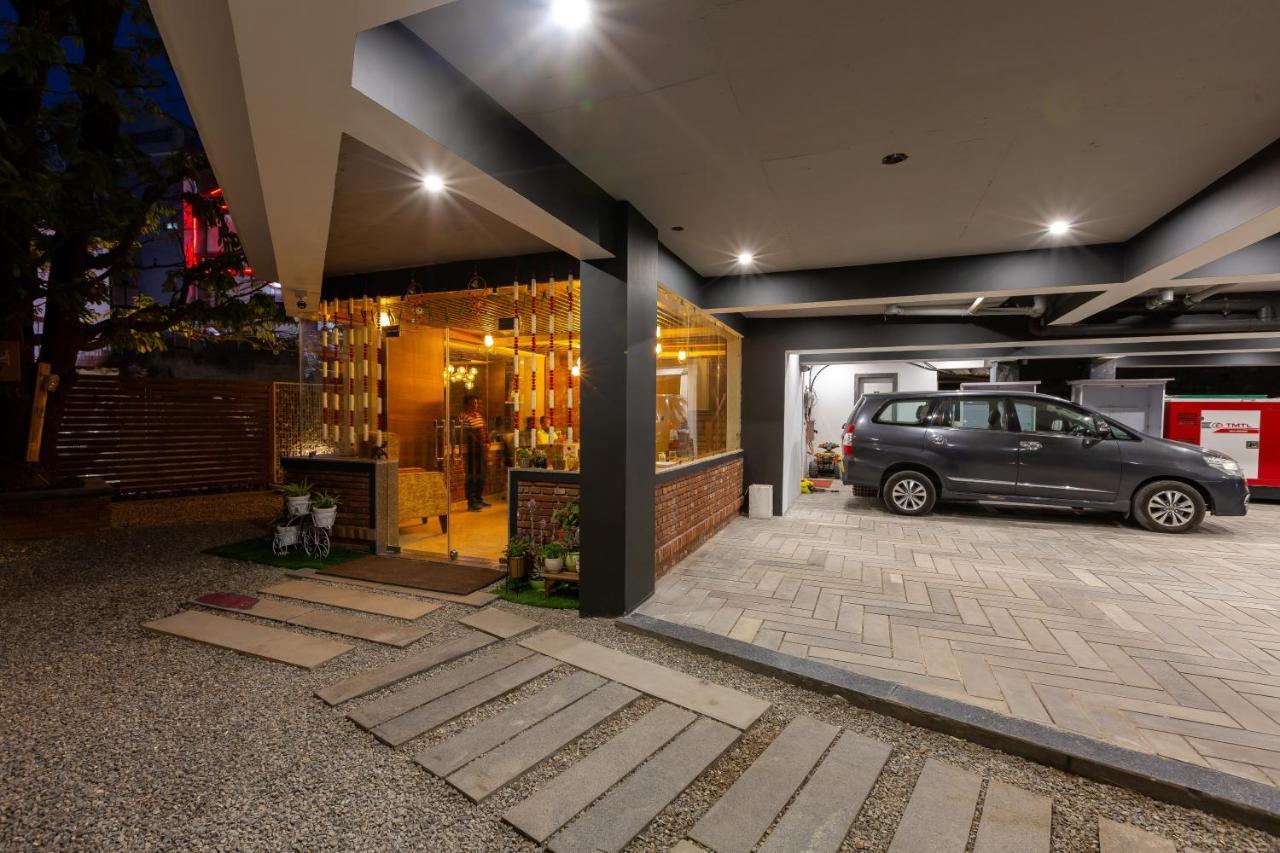 Hotel La Eden Mussoorie Zewnętrze zdjęcie